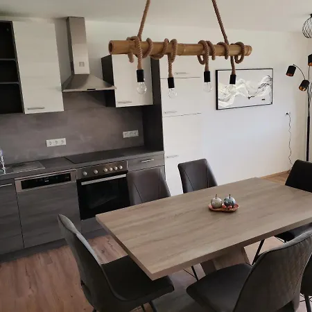 Bergzeit Feriehus *